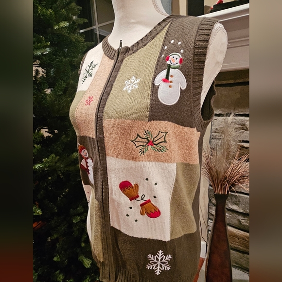 Ugly Christmas Sweater Vest size Small - Picture 2 of 7